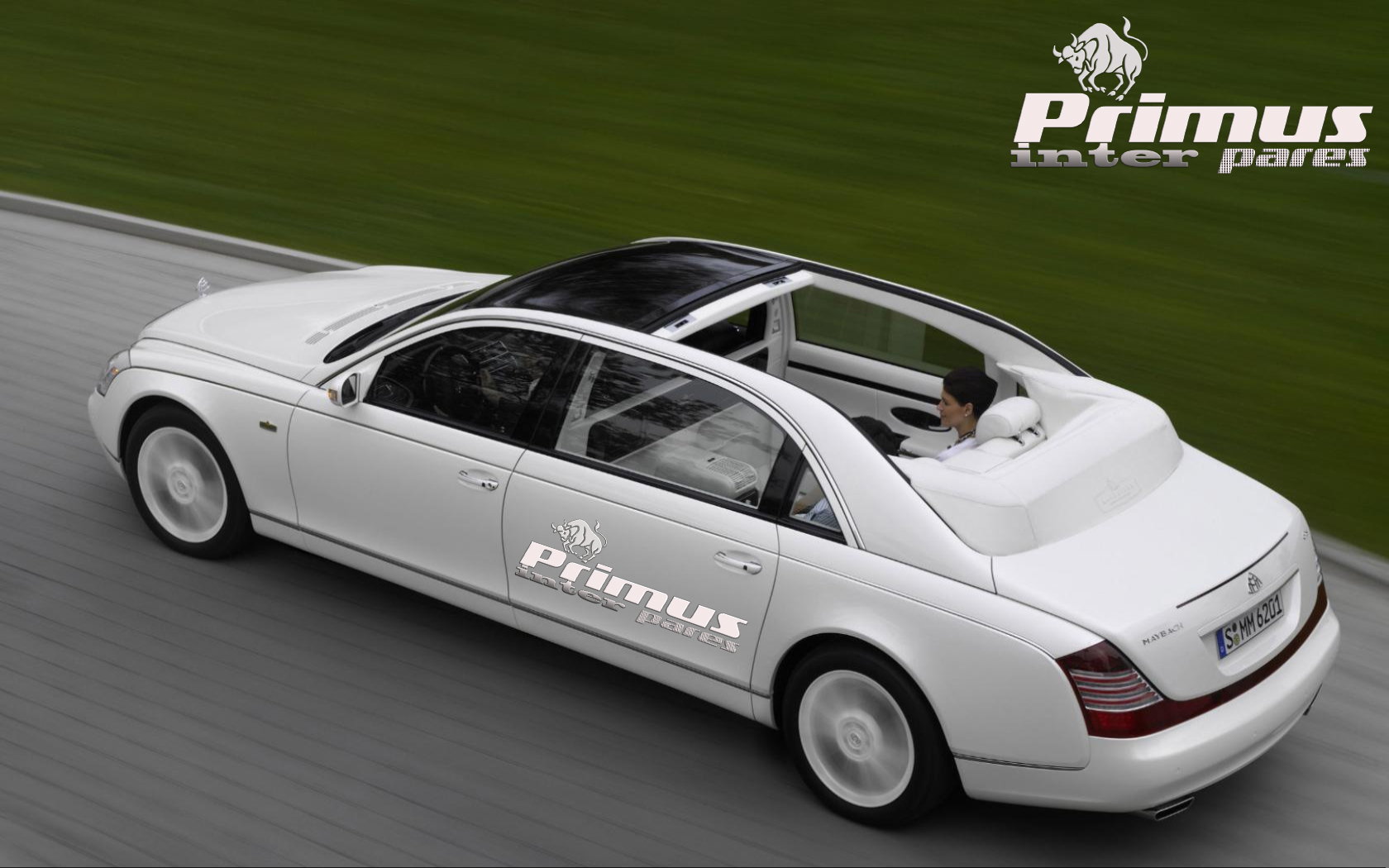 Auto_logo_mockup